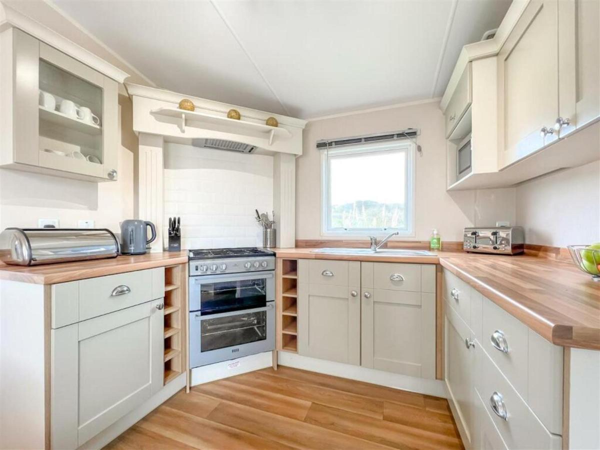 Pottsville Cabin - Short Walk To Praa Sands Beach מראה חיצוני תמונה