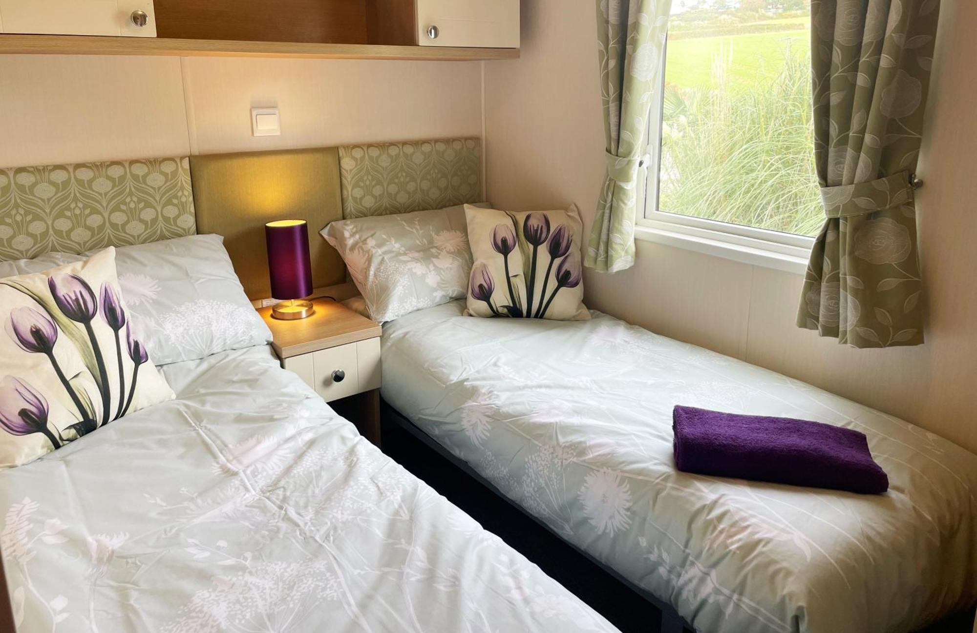 Pottsville Cabin - Short Walk To Praa Sands Beach מראה חיצוני תמונה